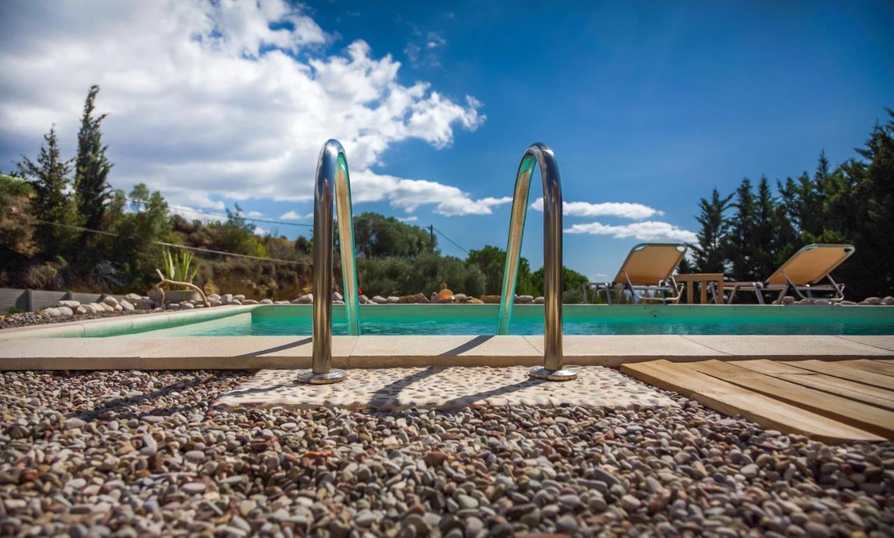 Driftwood Villa Καραβάδος Εξωτερικό φωτογραφία