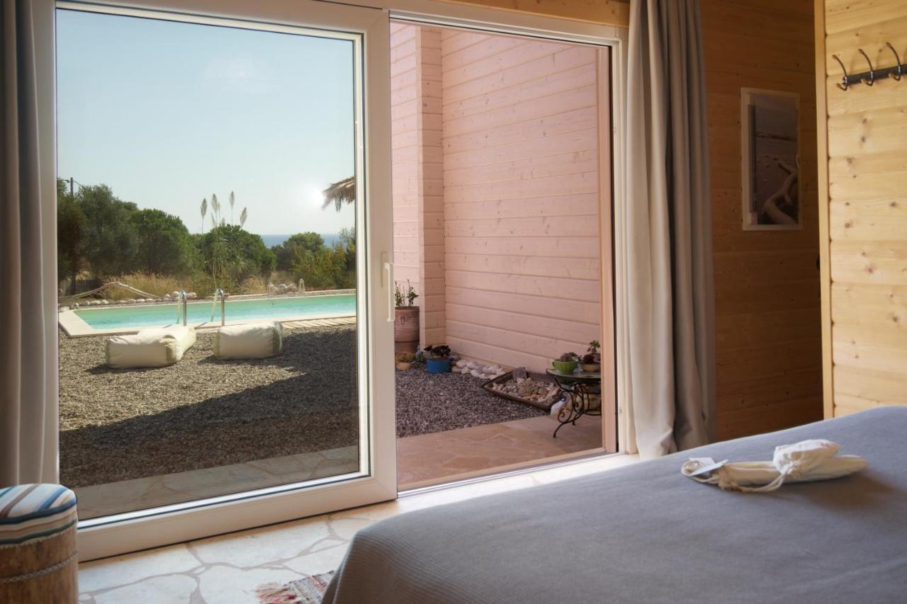 Driftwood Villa Καραβάδος Εξωτερικό φωτογραφία