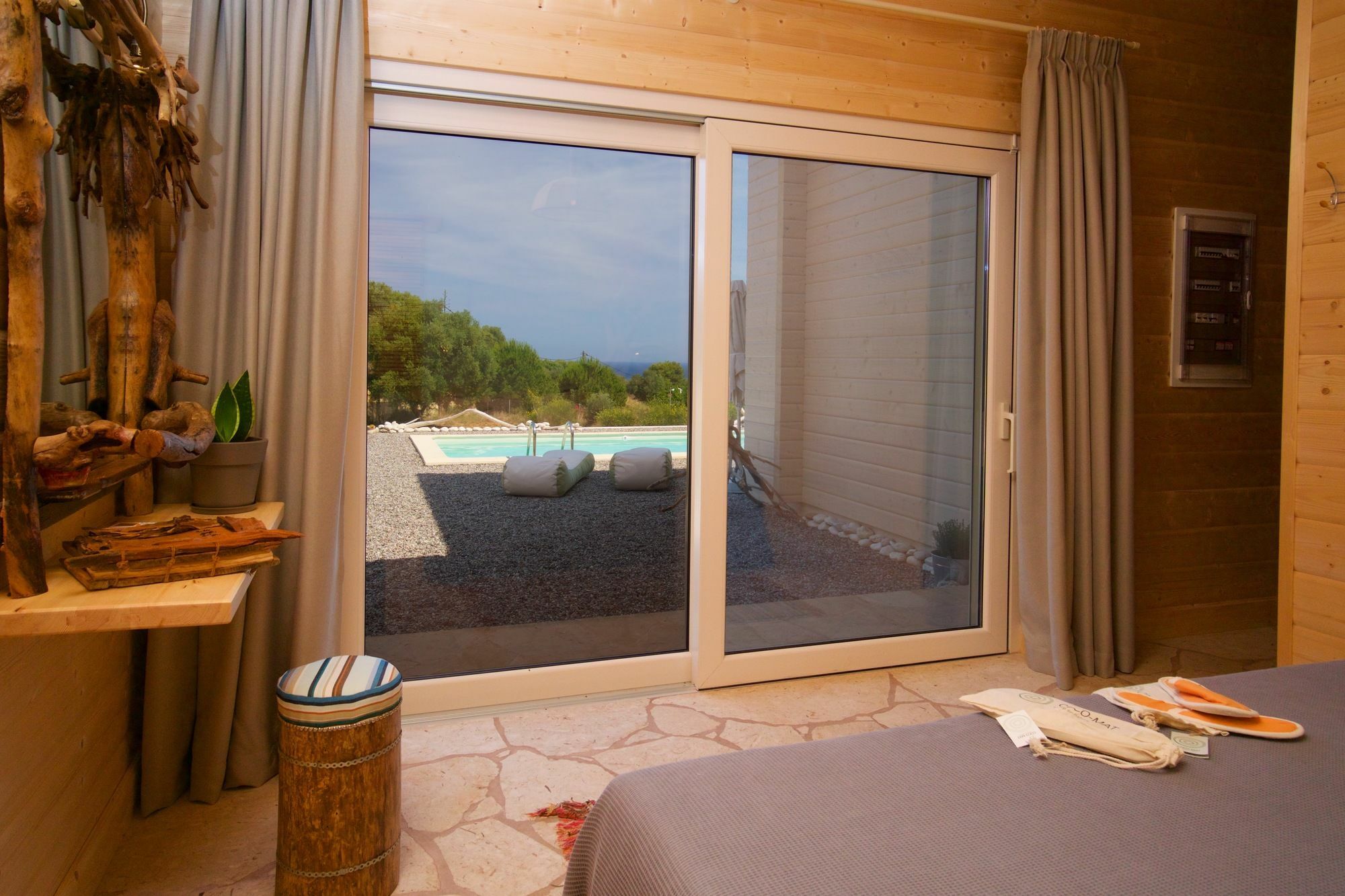 Driftwood Villa Καραβάδος Εξωτερικό φωτογραφία